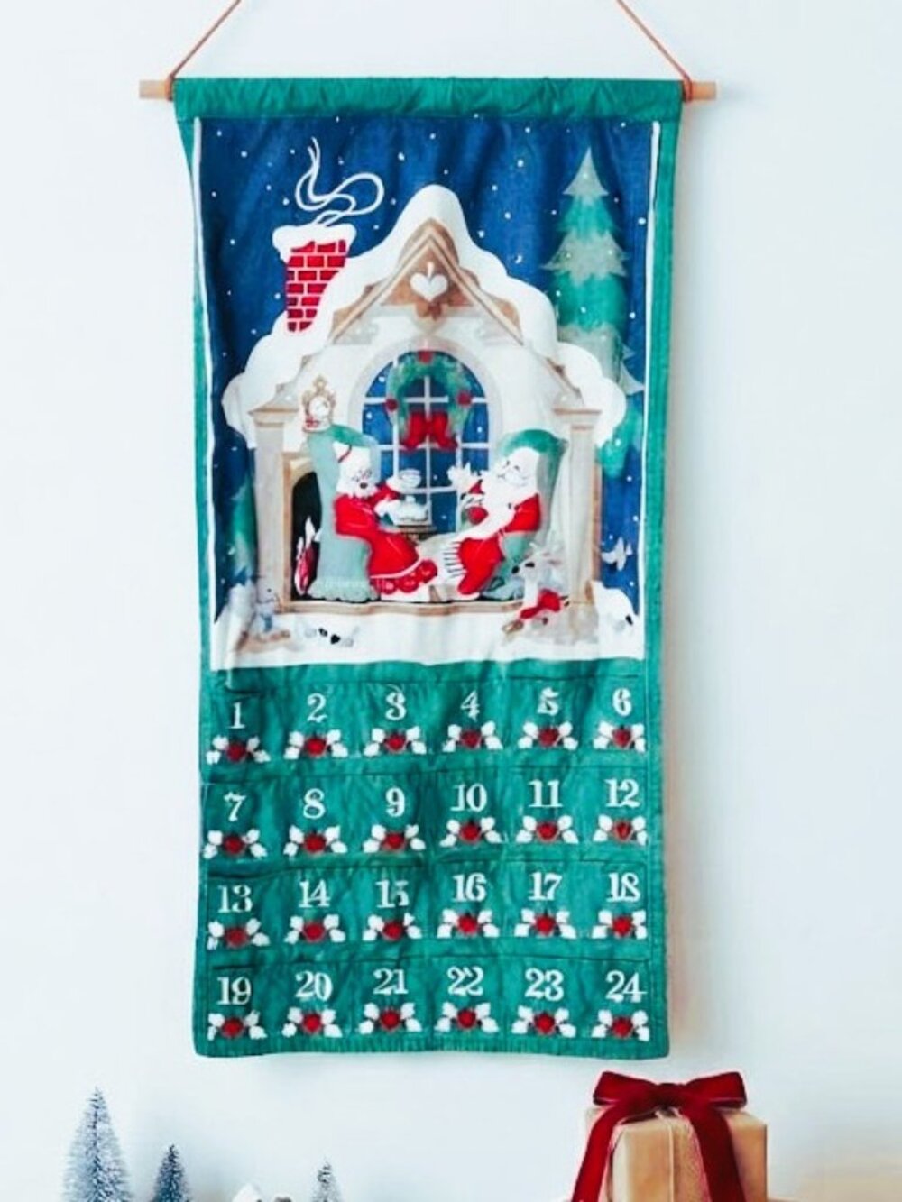 Vintage Christmas Wall Decor Advent Calendar